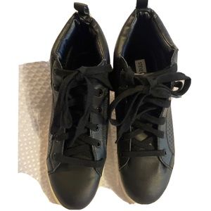 Steve Madden Wedgie High Top Sneaker SZ 7.5